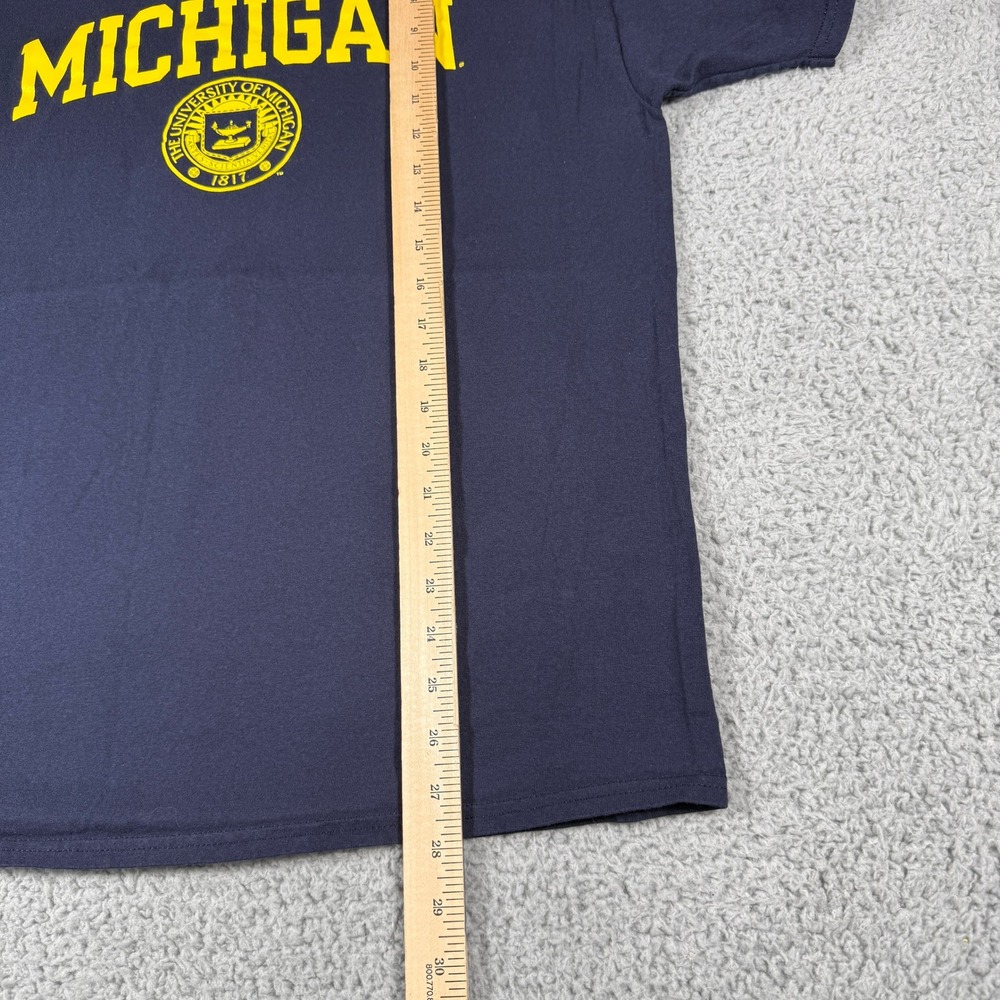 Champion Michigan Wolverines T-Shirt Mens XL NCAA Collegiate - Picture 5 of 6